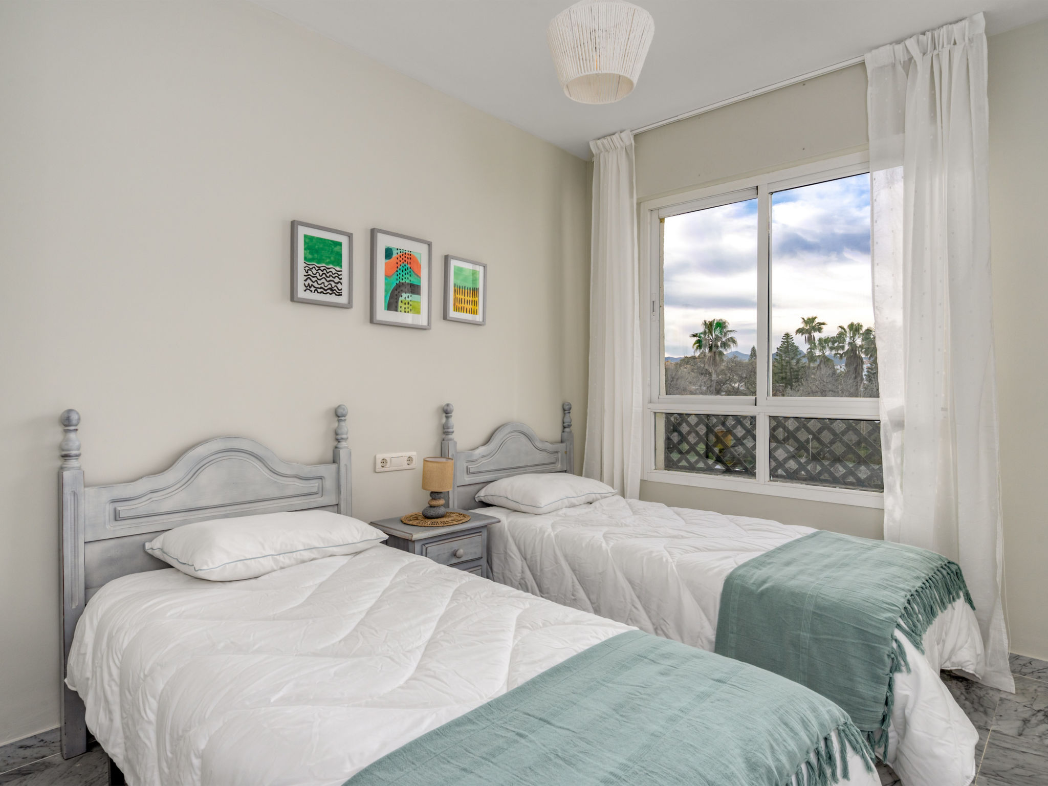 Photo of Lorcrisur Mountain view