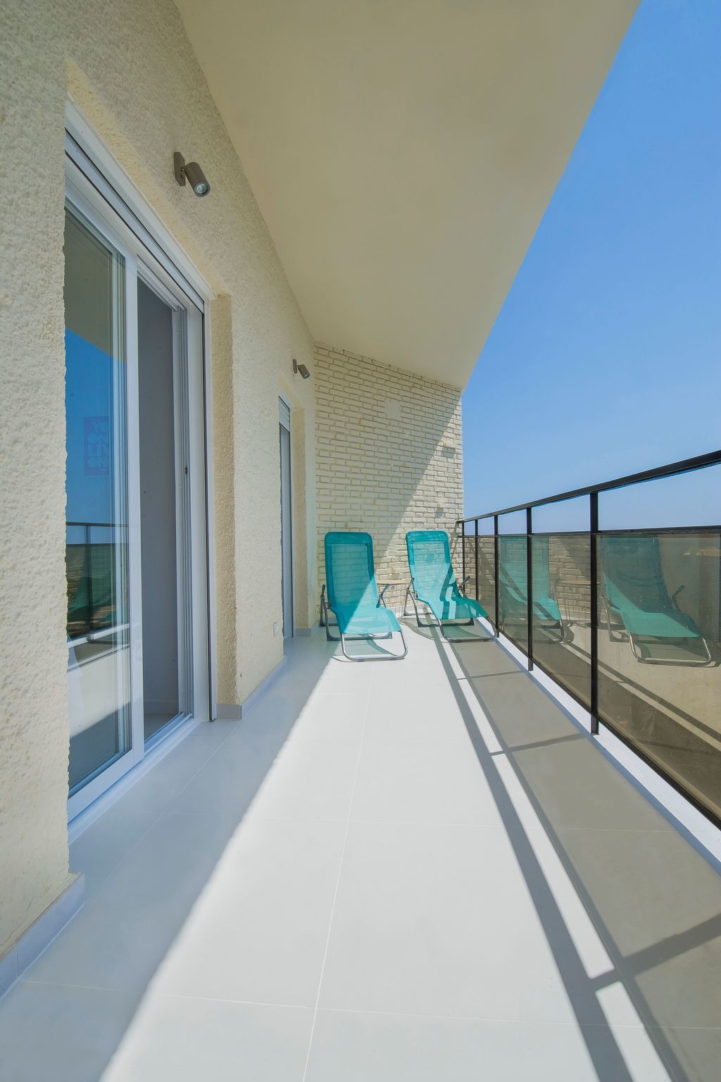 Schöne Ferienwohnung mit tollem Ausblick-Dedans