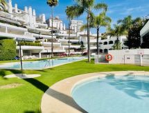 Appartement mit Pool