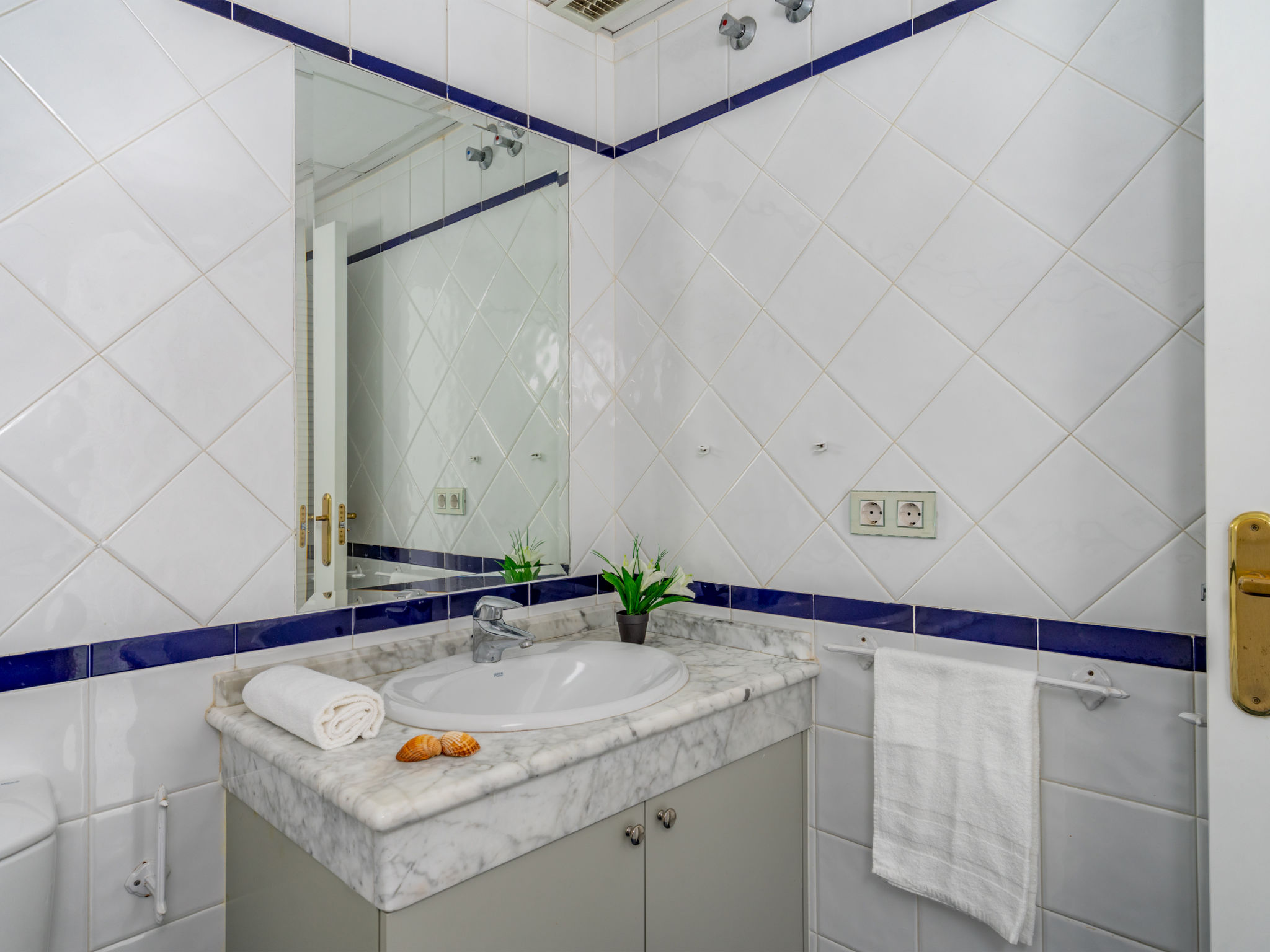 Photo of Las Adelfas