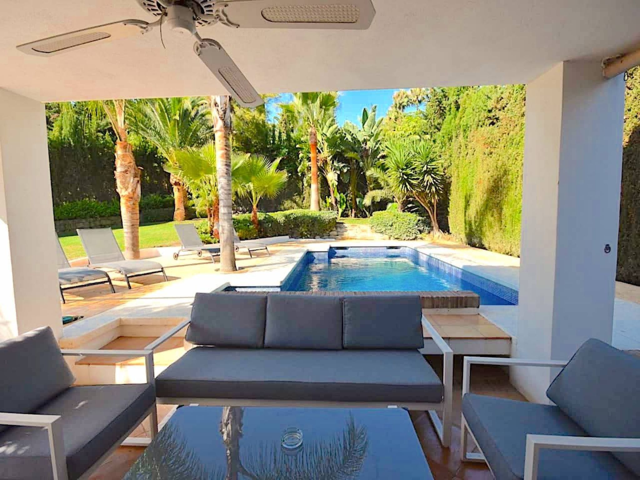 4BDR Villa Palm Villa in der Nähe von Puerto Banus
