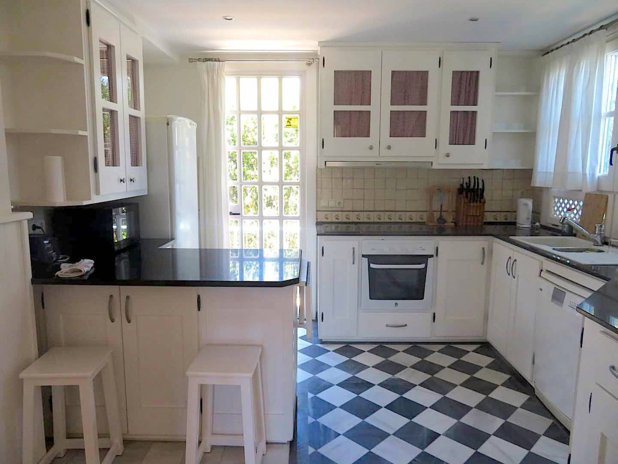 4BDR Villa Palm Villa in der Nähe von Puerto Banus-Image-tags.info