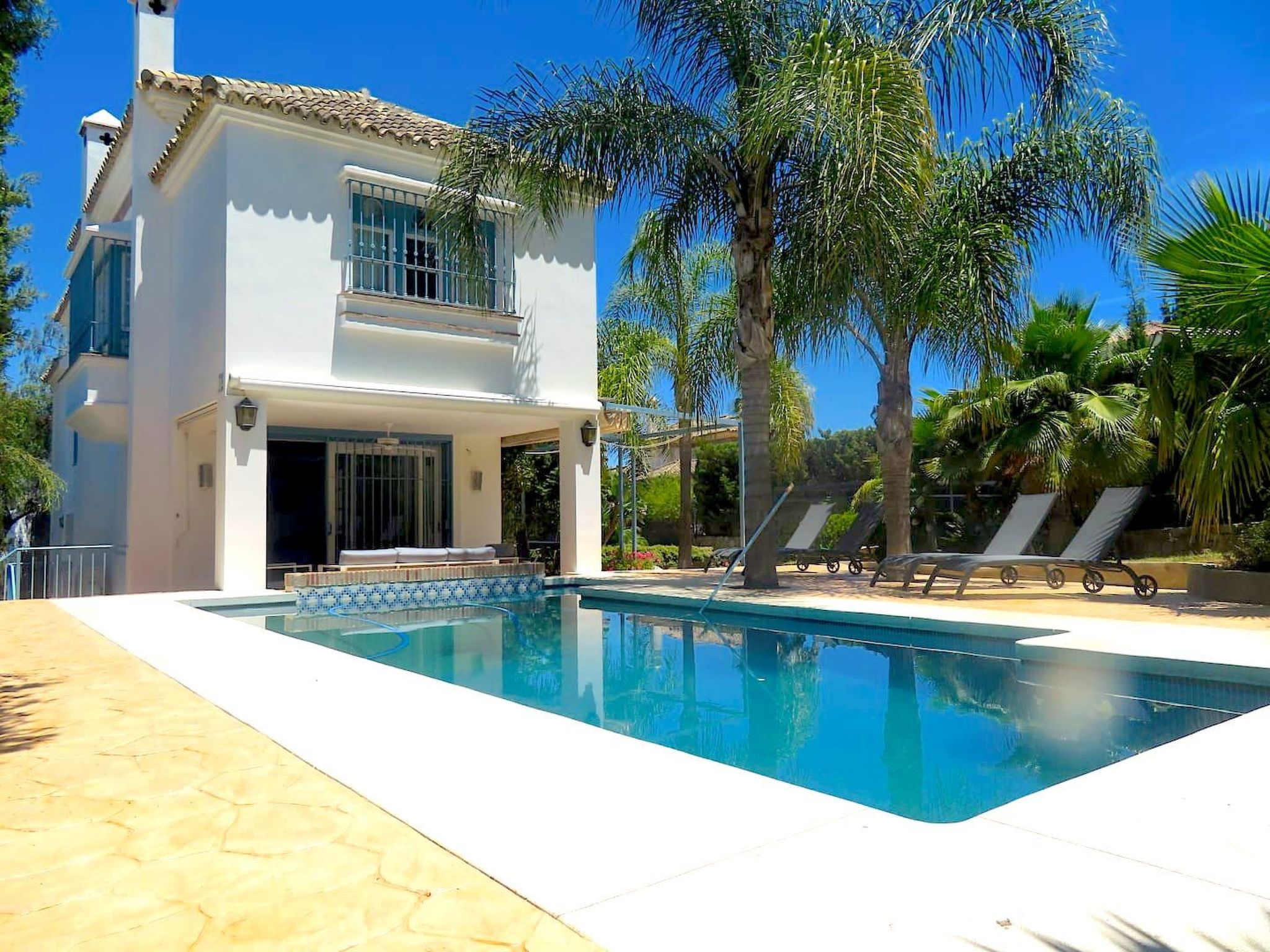 4BDR Villa Palm Villa in der Nähe von Puerto Banus-Image-tags.info