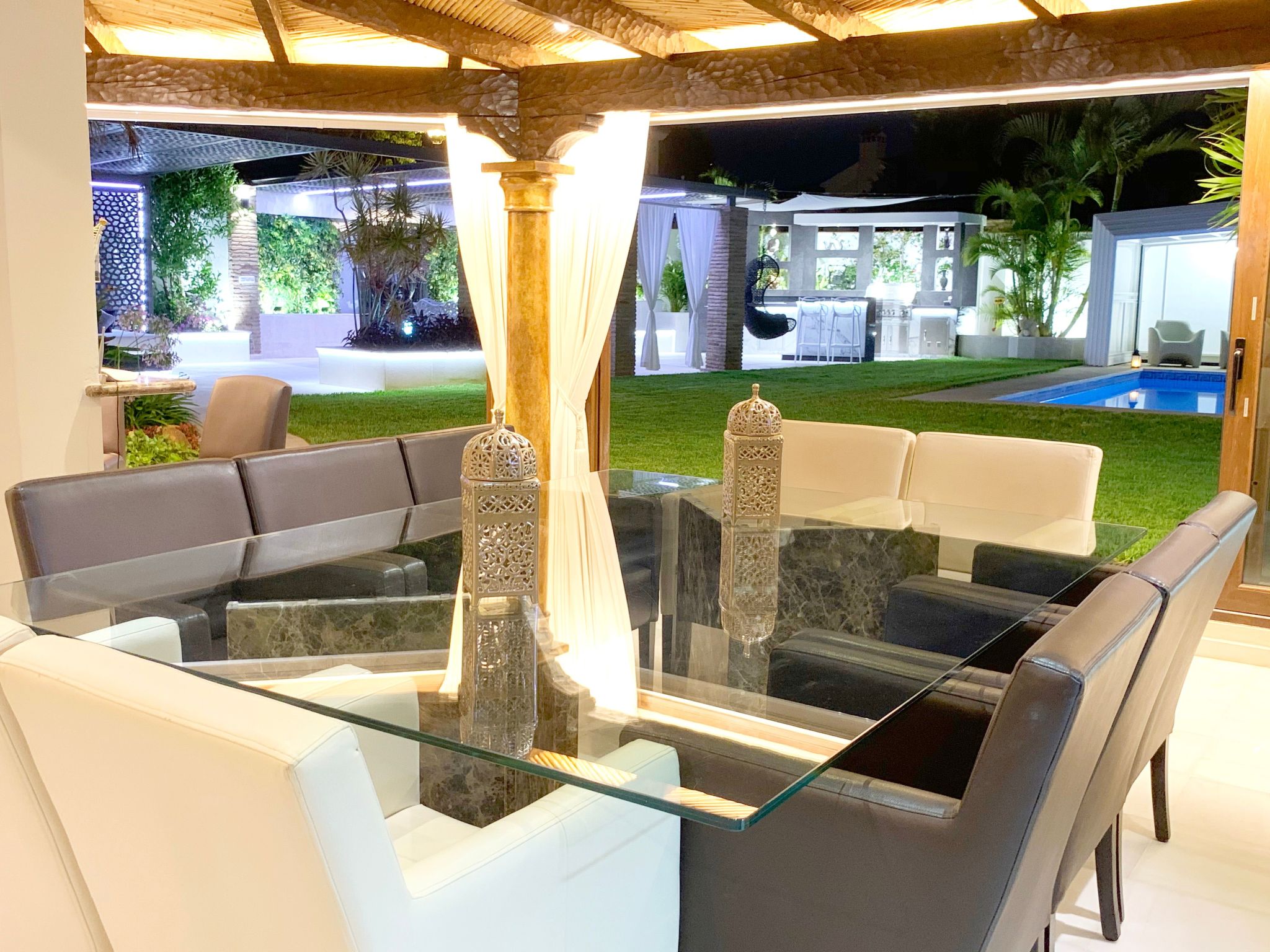 Photo of In der Nähe des Strandes, beheiztes Schwimmbad, Spielraum, Spielzimmer, etc