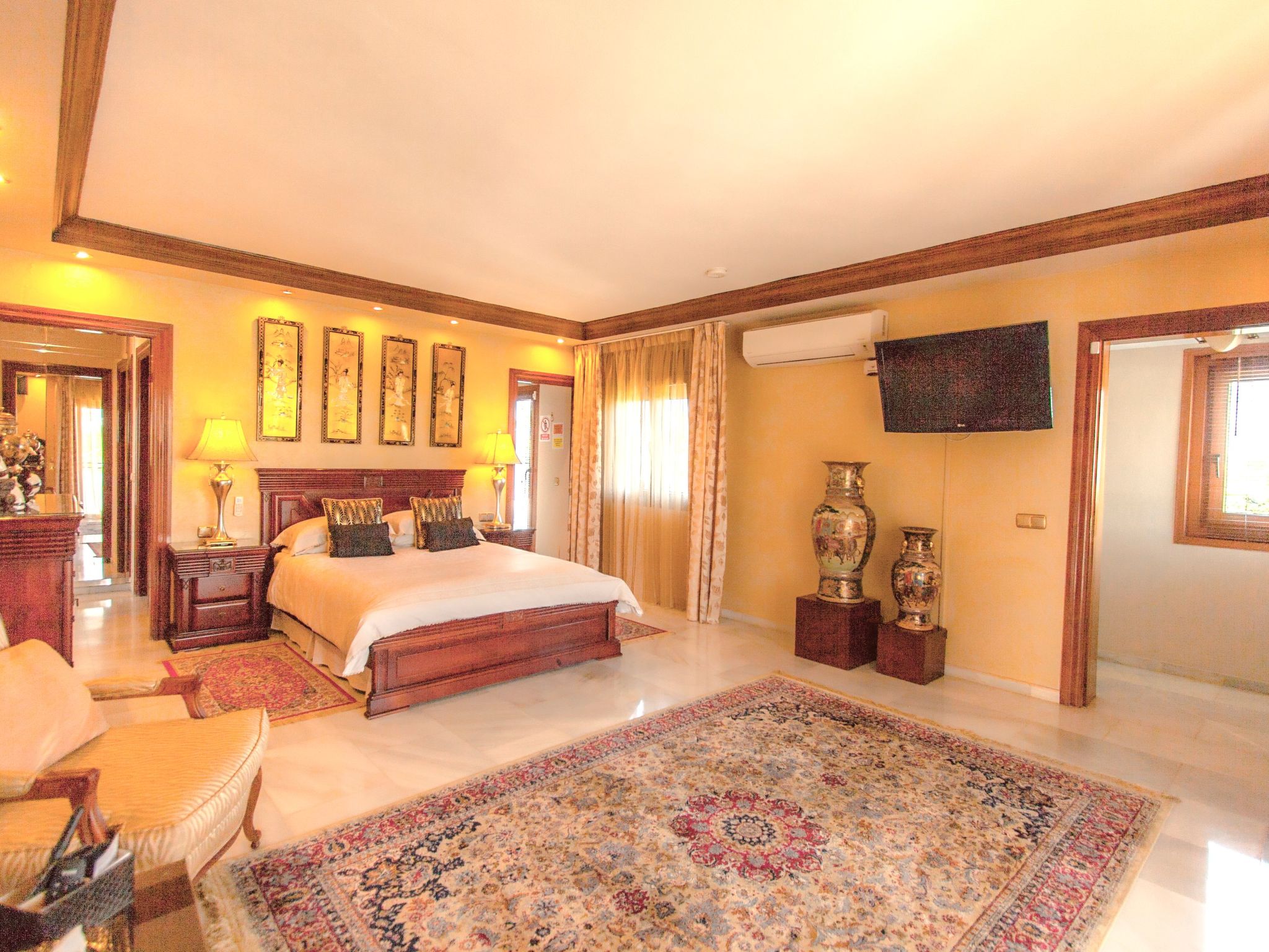 Photo of In der Nähe des Strandes, beheiztes Schwimmbad, Spielraum, Spielzimmer, etc