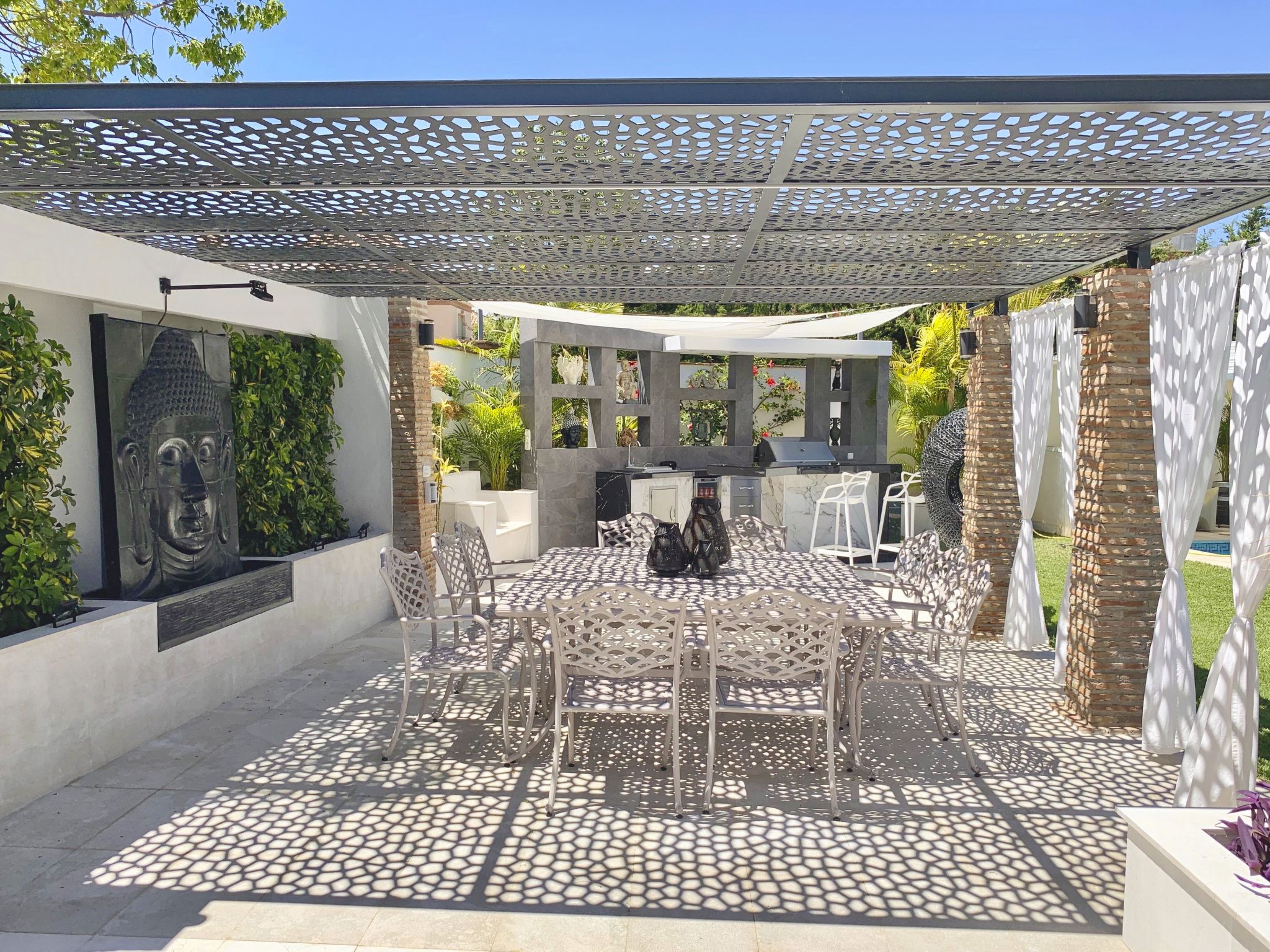 Photo of In der Nähe des Strandes, beheiztes Schwimmbad, Spielraum, Spielzimmer, etc