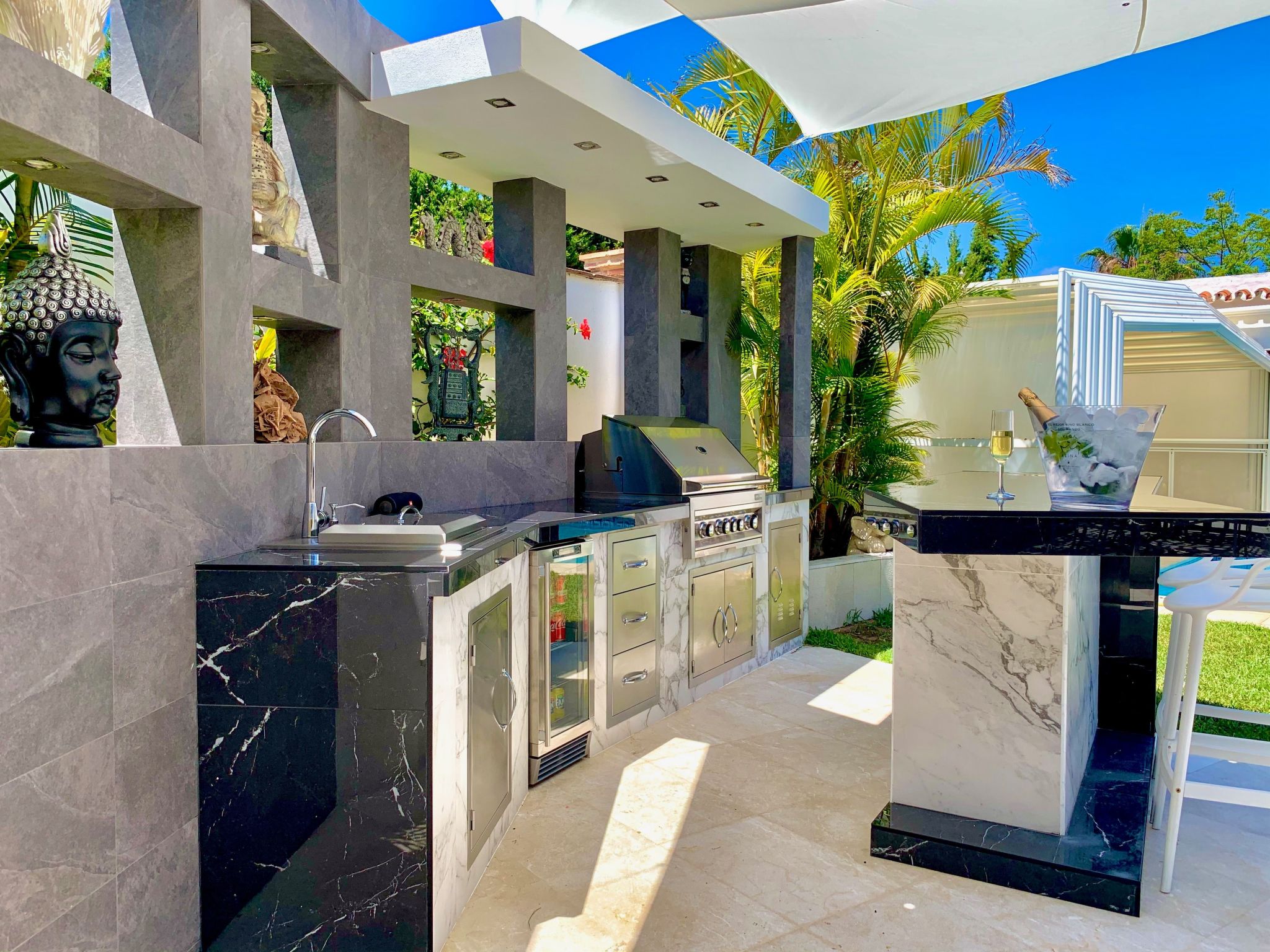 Photo of In der Nähe des Strandes, beheiztes Schwimmbad, Spielraum, Spielzimmer, etc