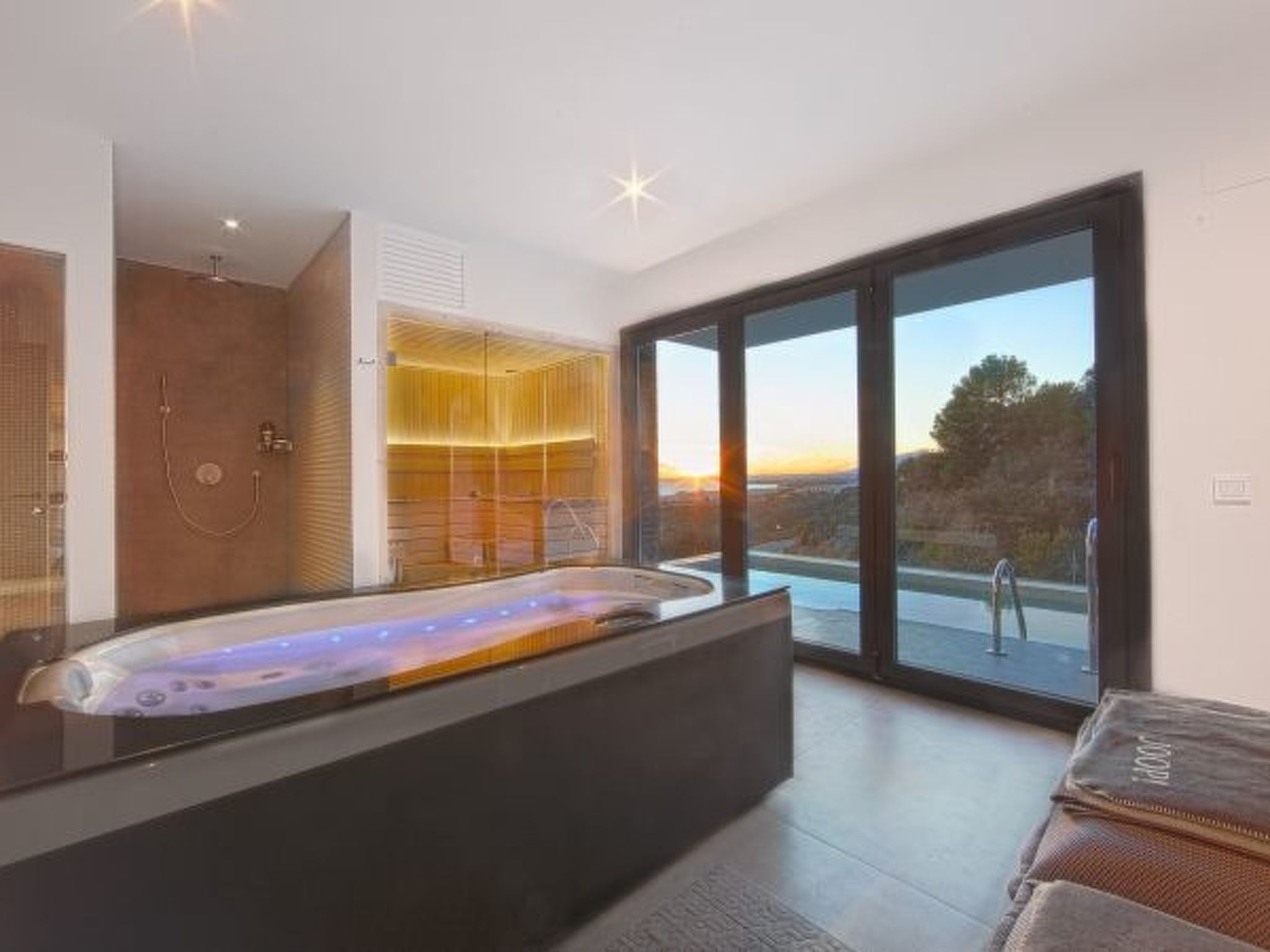 Photo of Luxury Villa Tomillo