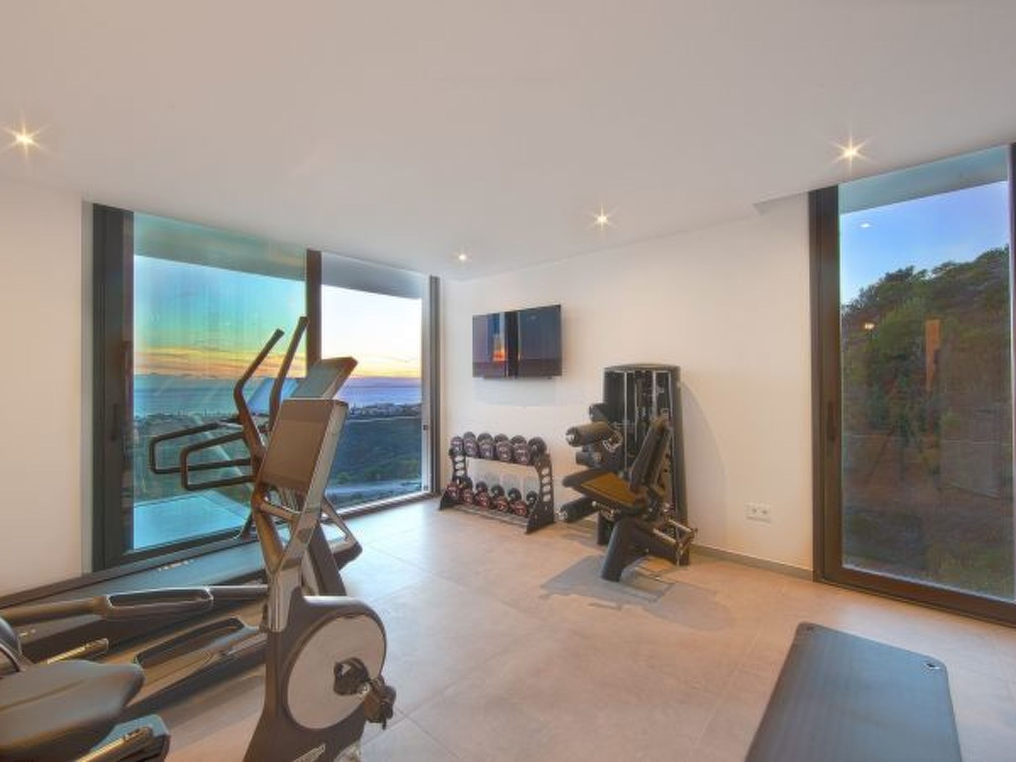 Photo of Luxury Villa Tomillo