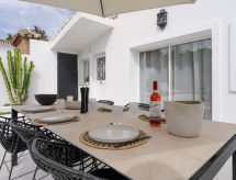 Sfeervolle villa aan de Costa del Sol met terras en uitzicht op de golfbaan - thumbnail 5