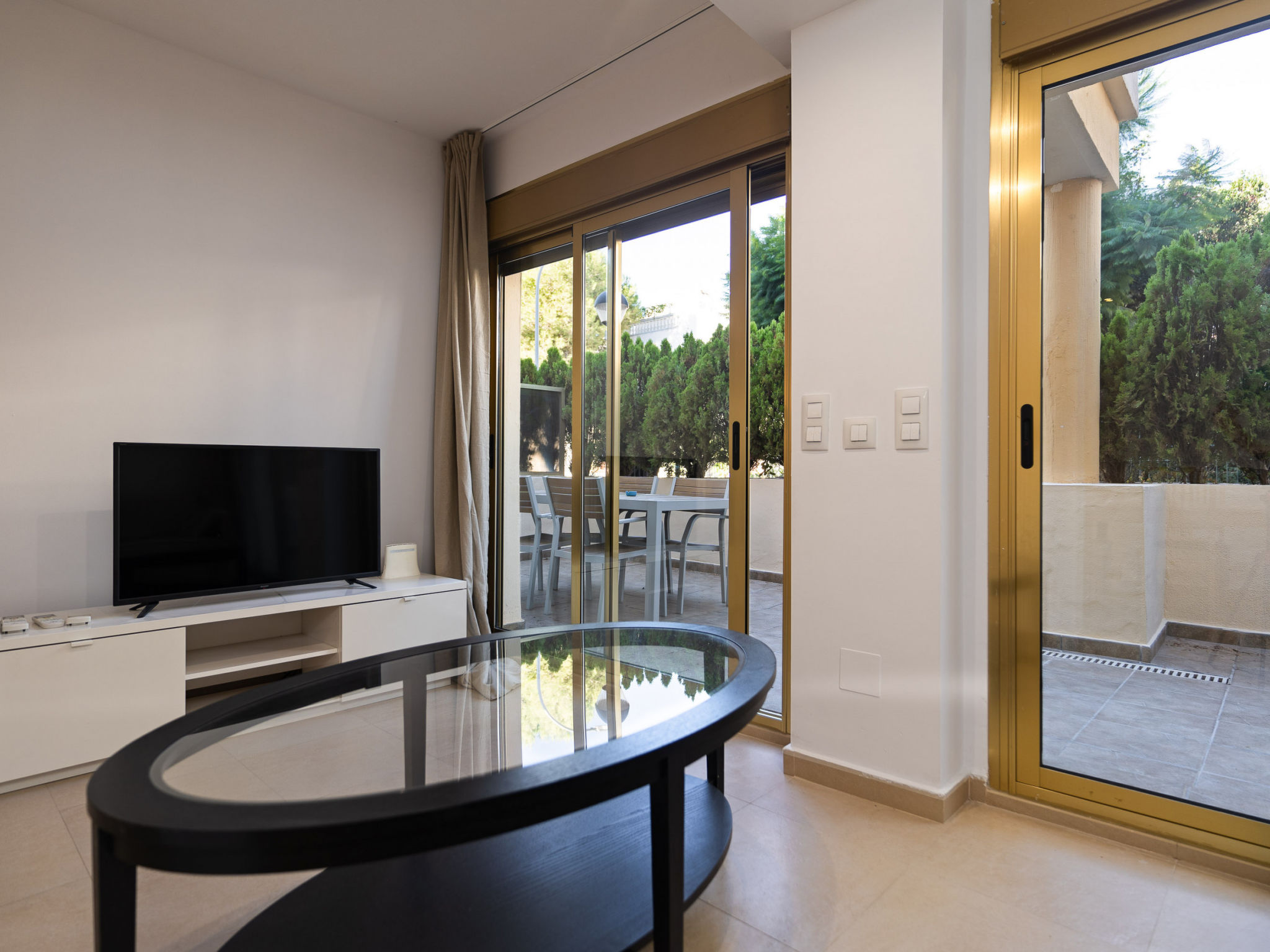 Photo of Beachside groundfloor apartment- Elviria 101, Roma