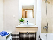 Centraal appartement in Estepona, 500m van strand met airco - thumbnail 5