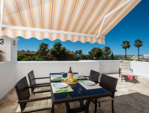 Licht vakantiehuis op 350 meter van het strand in Estepona - thumbnail 2