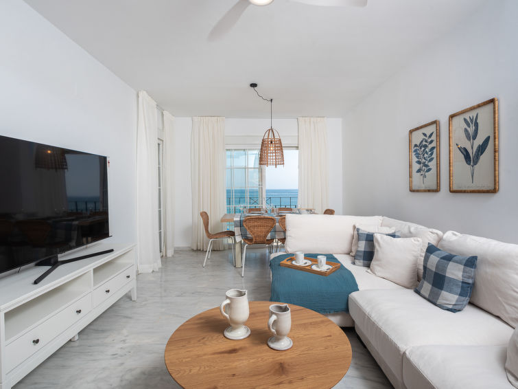Search and Stay destination Estepona, AN - Spain from AU$ 339. Alborán