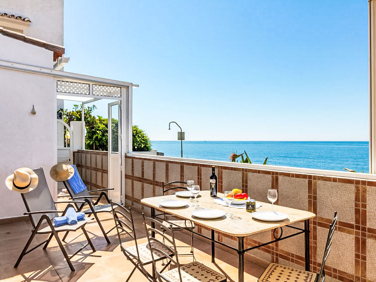 Search and Stay destination Málaga, AN - Spain from AU$ 208. Avenida del Pirata