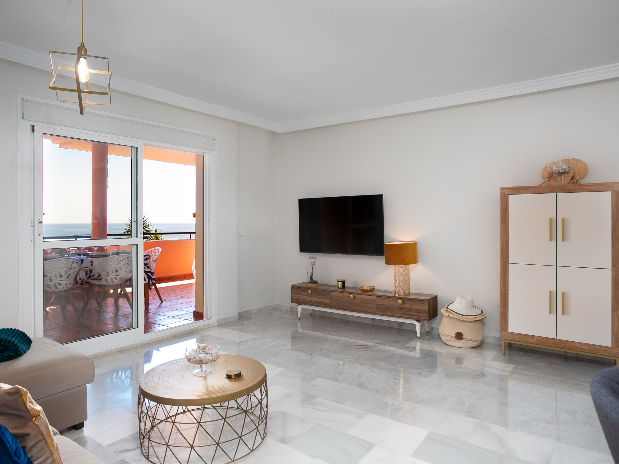 Urbanización Bermuda Beach - Inside