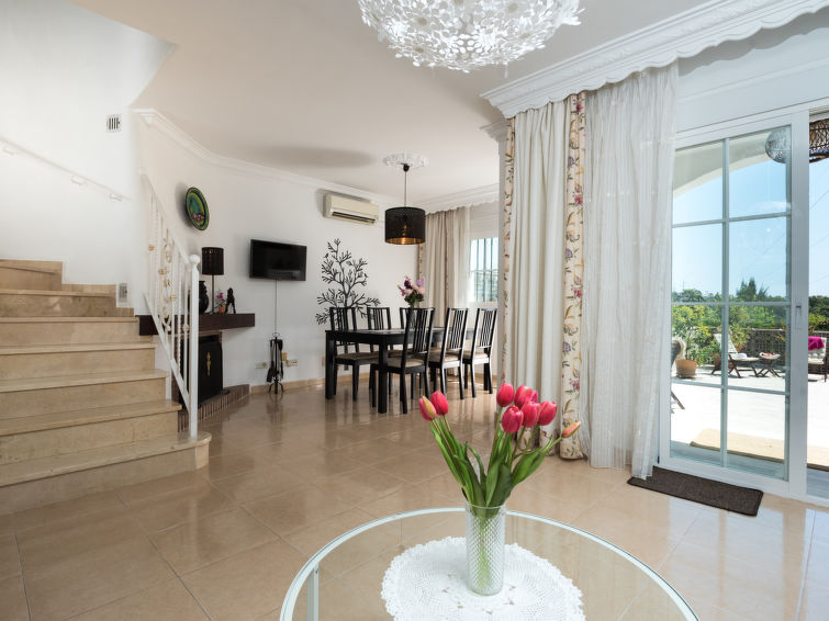 Search and Stay destination Bel-Air, AN - Spain from AU$ 275. Villas de Madrid