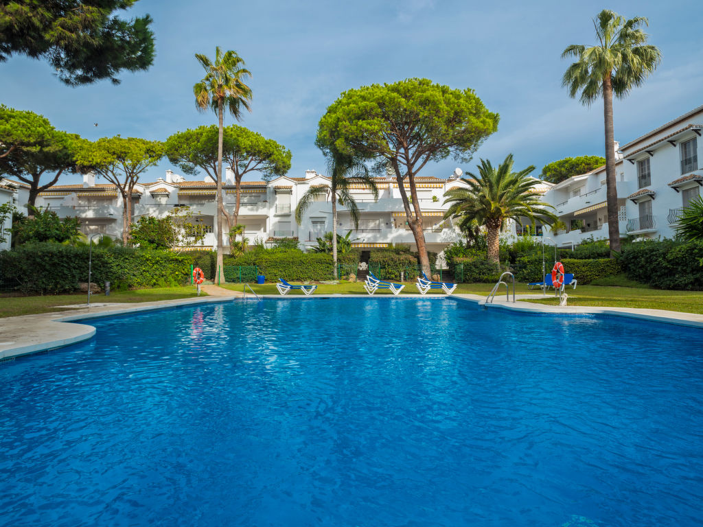 El Presidente Apartment Rosa