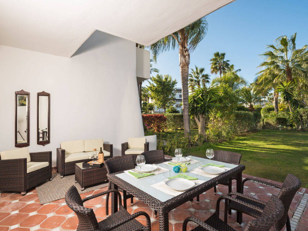 Perla Blanca — Terrace