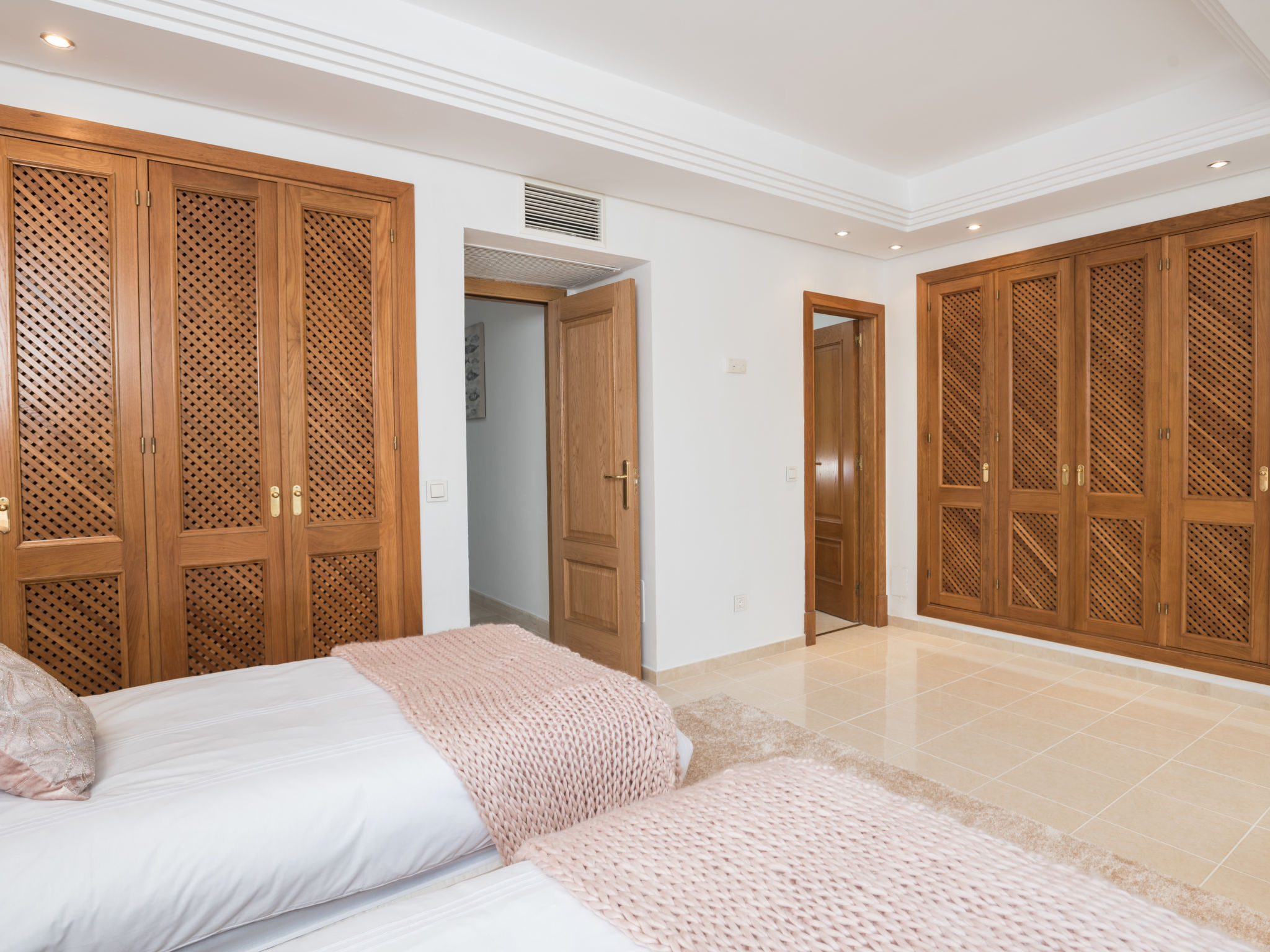 Photo of Perla Blanca