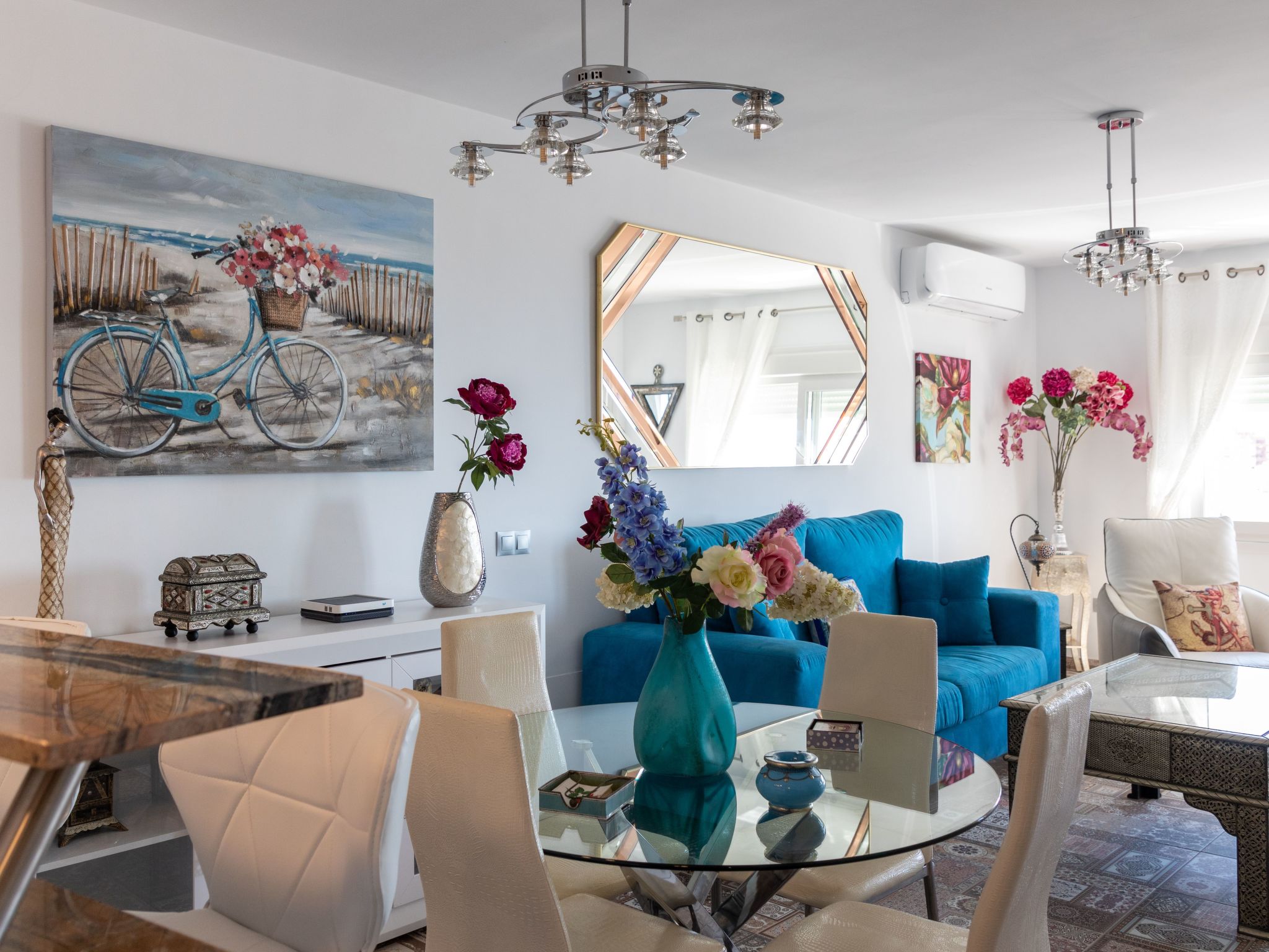 Ein Traum am Meer.-Drinnen