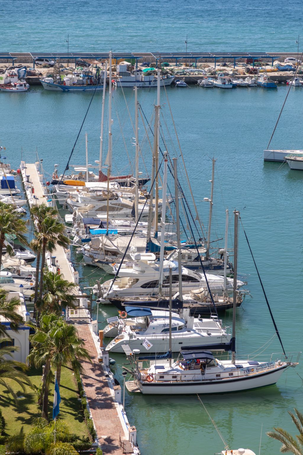 Ein Traum am Meer.-Drinnen