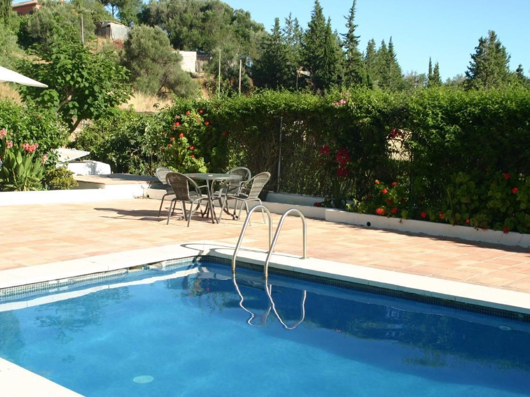 Villa La Recalada mit Privatpool-Drinnen