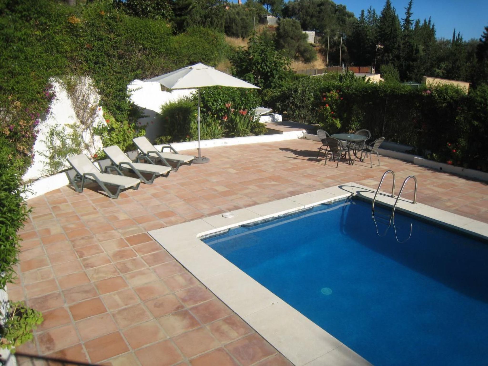 Villa La Recalada mit Privatpool-Drinnen