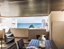 Strandappartement Estepona met zwembad, zeezicht en directe strandtoegang - thumbnail 2