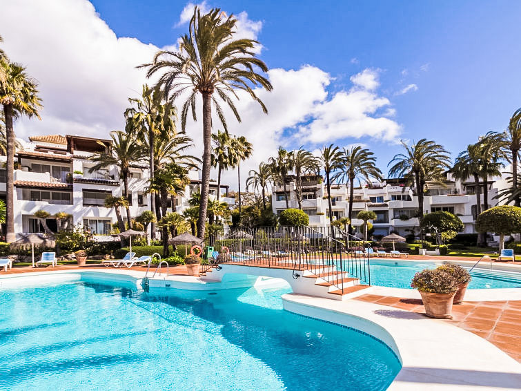 Alcazaba Beach Apartment in Estepona