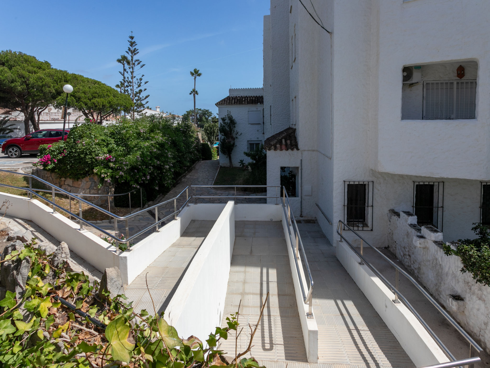 Photo of First Line Arena Beach