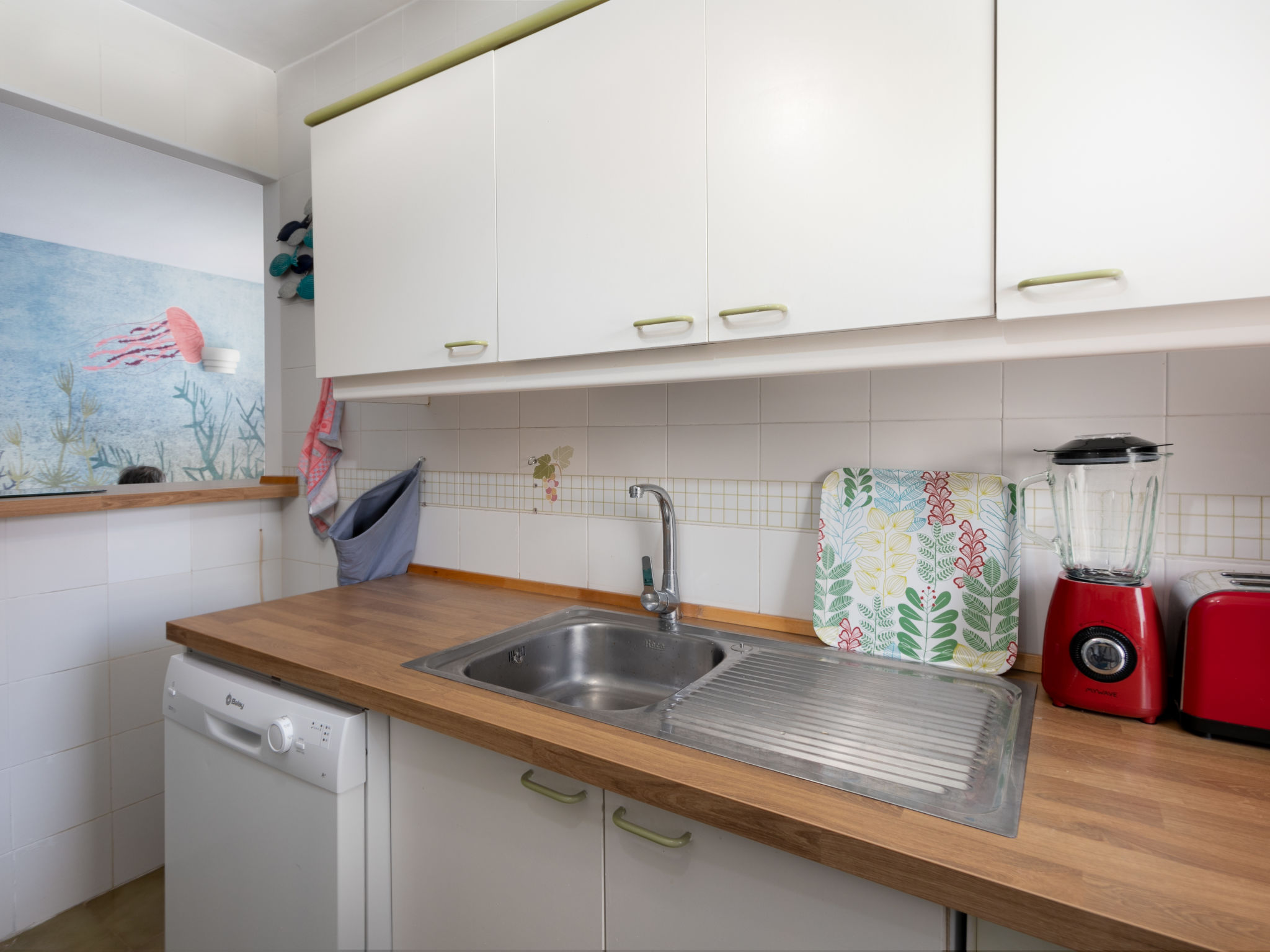 Photo of First Line Arena Beach