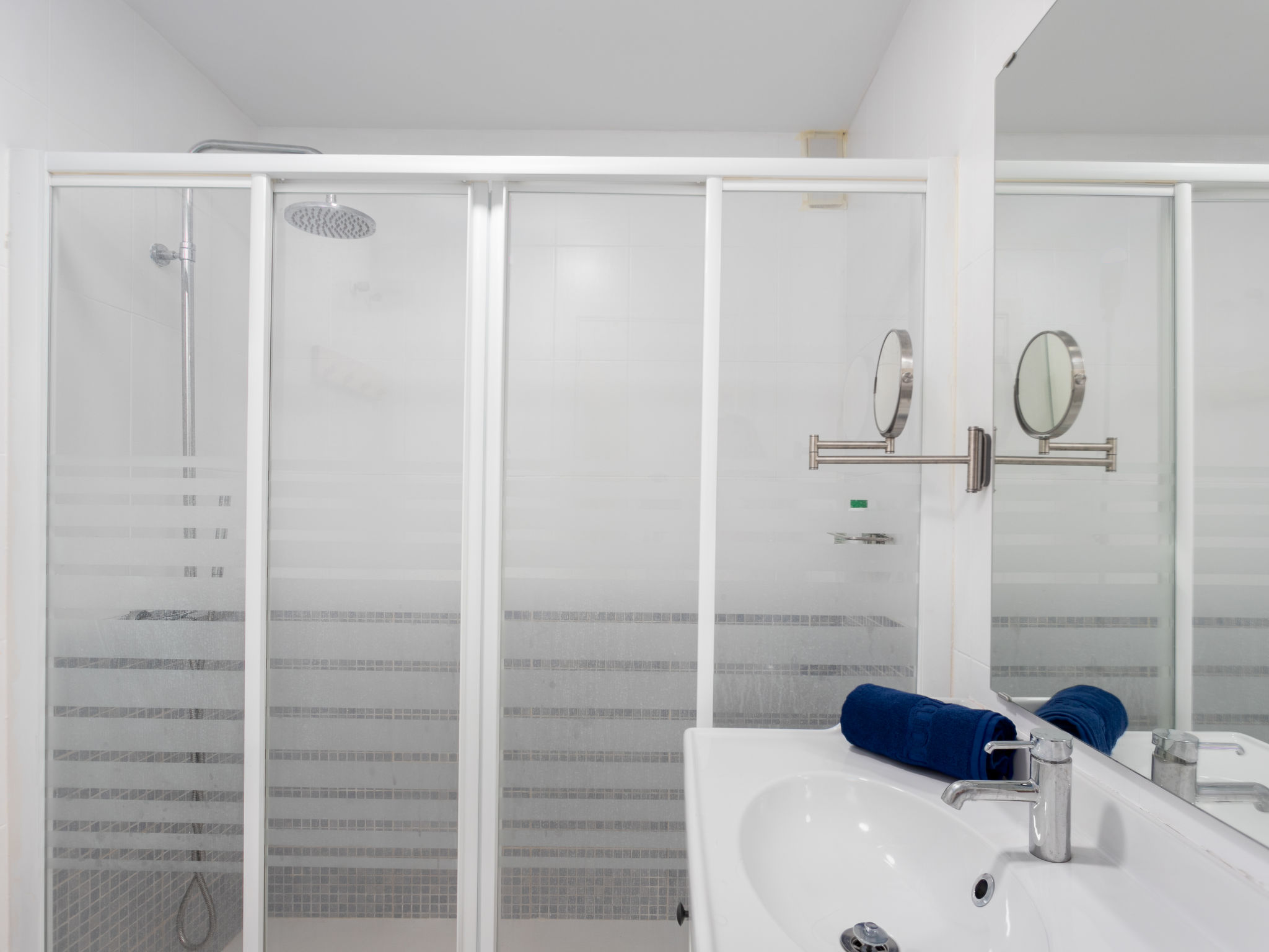 Photo of First Line Arena Beach