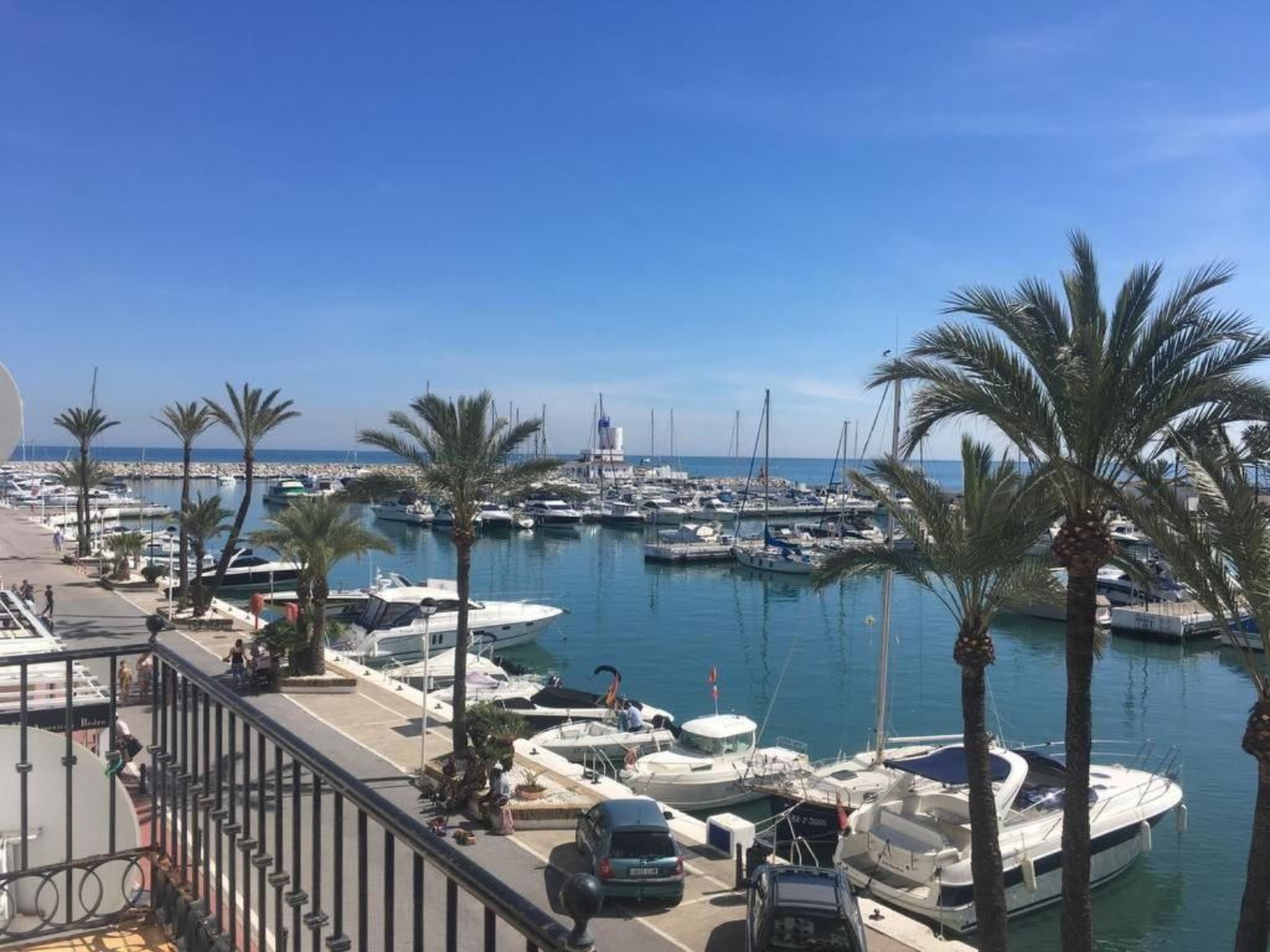 "Manilva Playa" mit Pool-Buiten