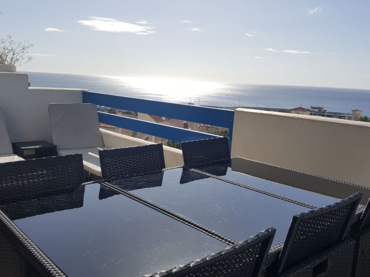 Luxe appartement in Manilva: nabij golfbaan en op 300m van zee in Manilva
