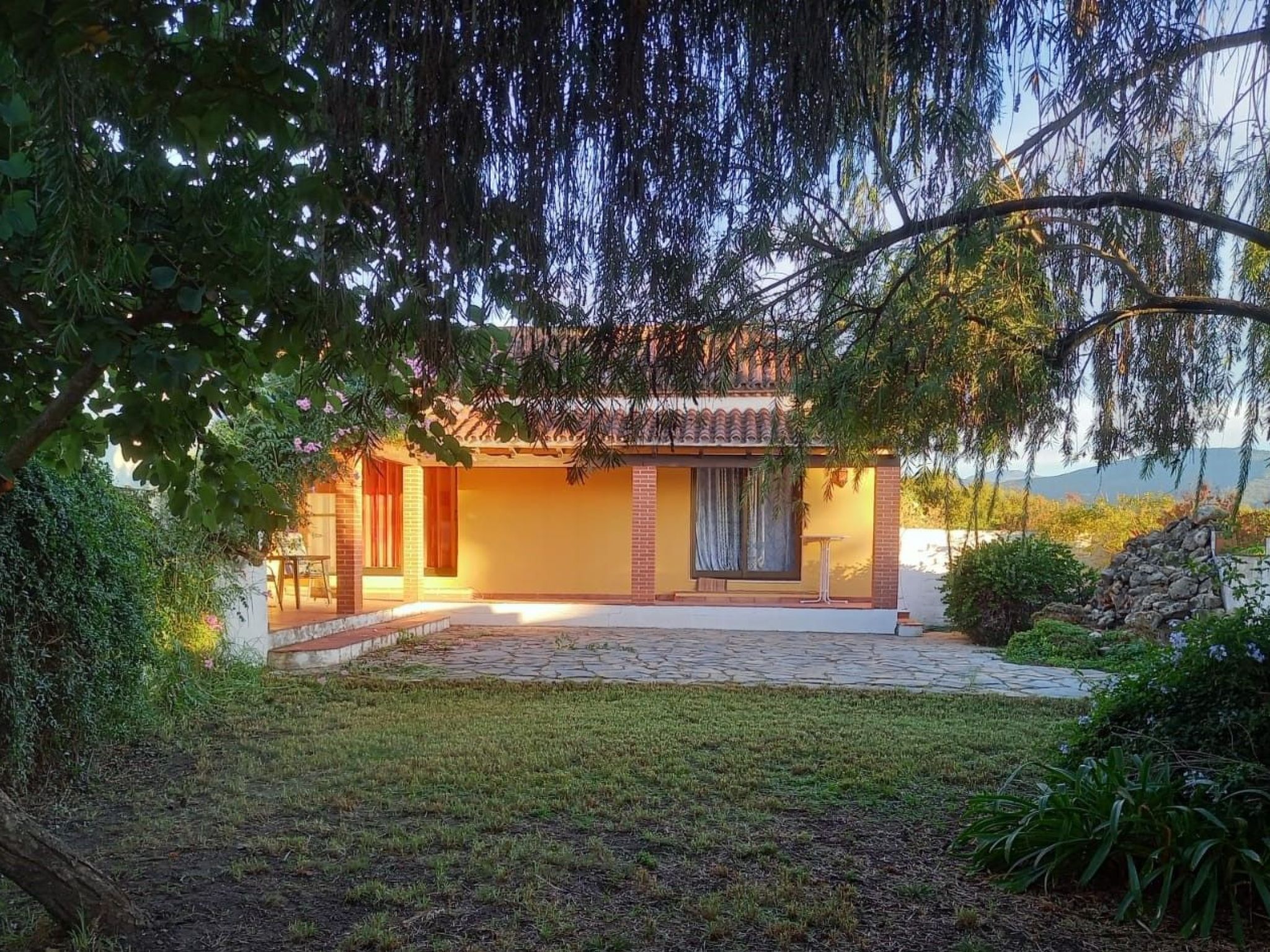 Appartement in San Pablo De Buceite mit Kleinem Garten