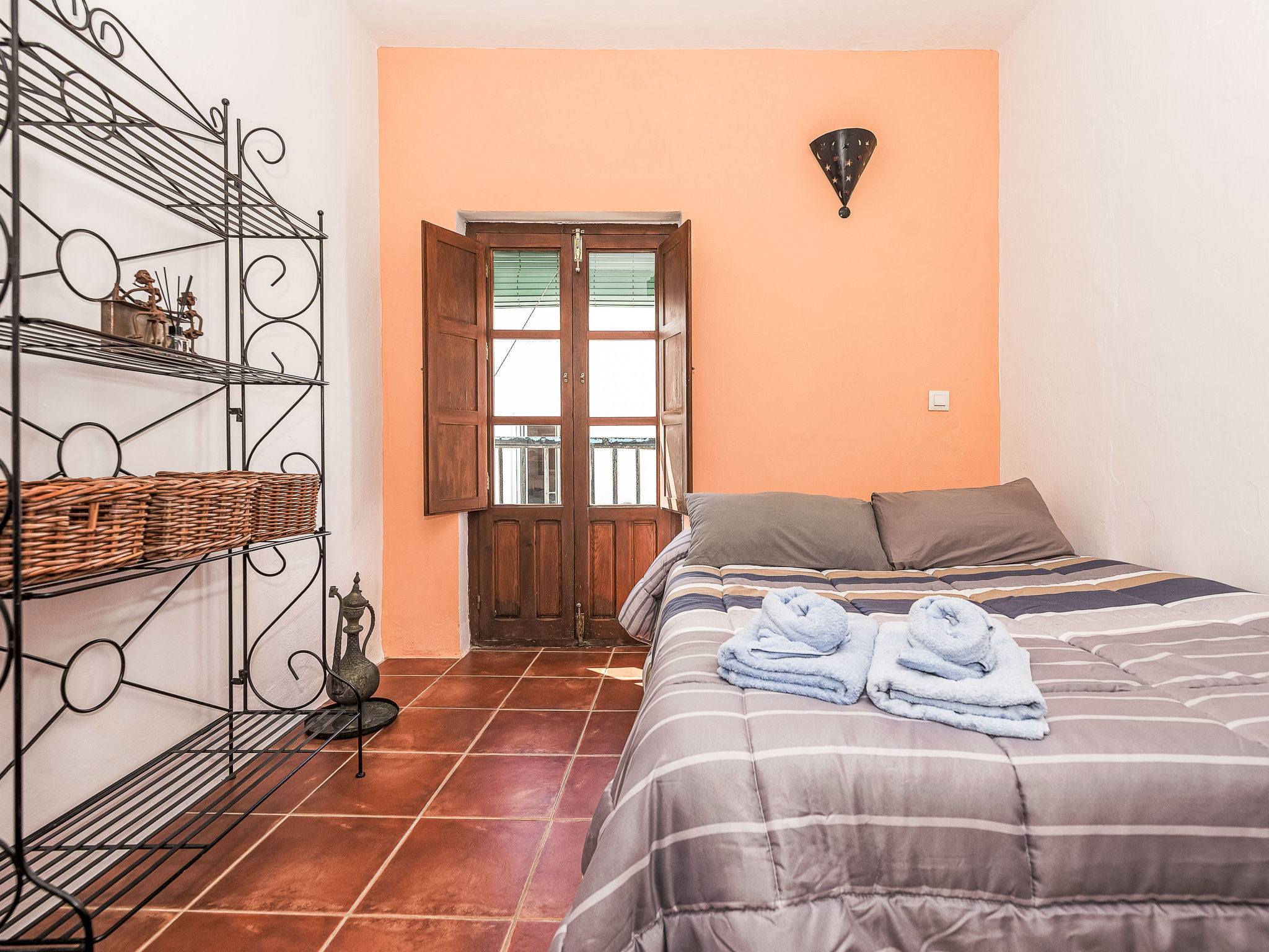 Wohnung mit großer Dachterrasse in Vejer - Dedans