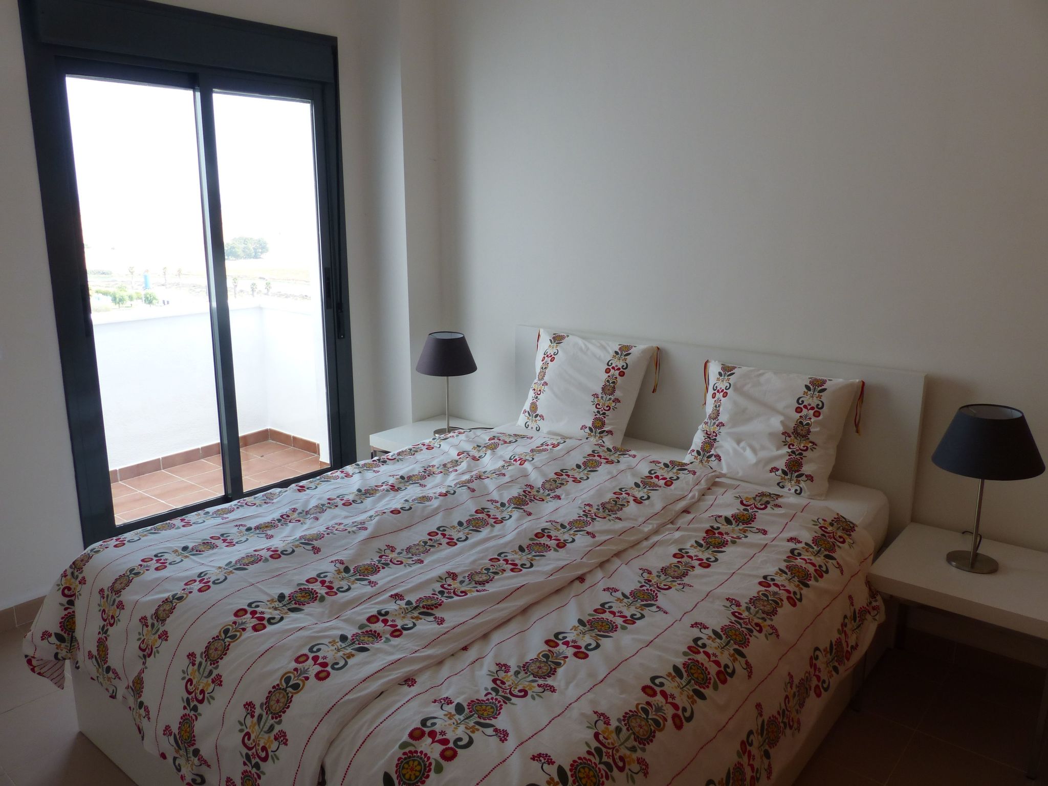 Charmante Ferienwohnung La Perla mit Terrasse-Dedans