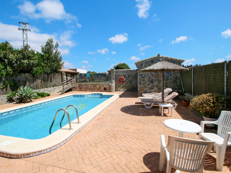 Search and Stay destination Conil de la Frontera, AN - Spain from AU$ 231. De Piedra