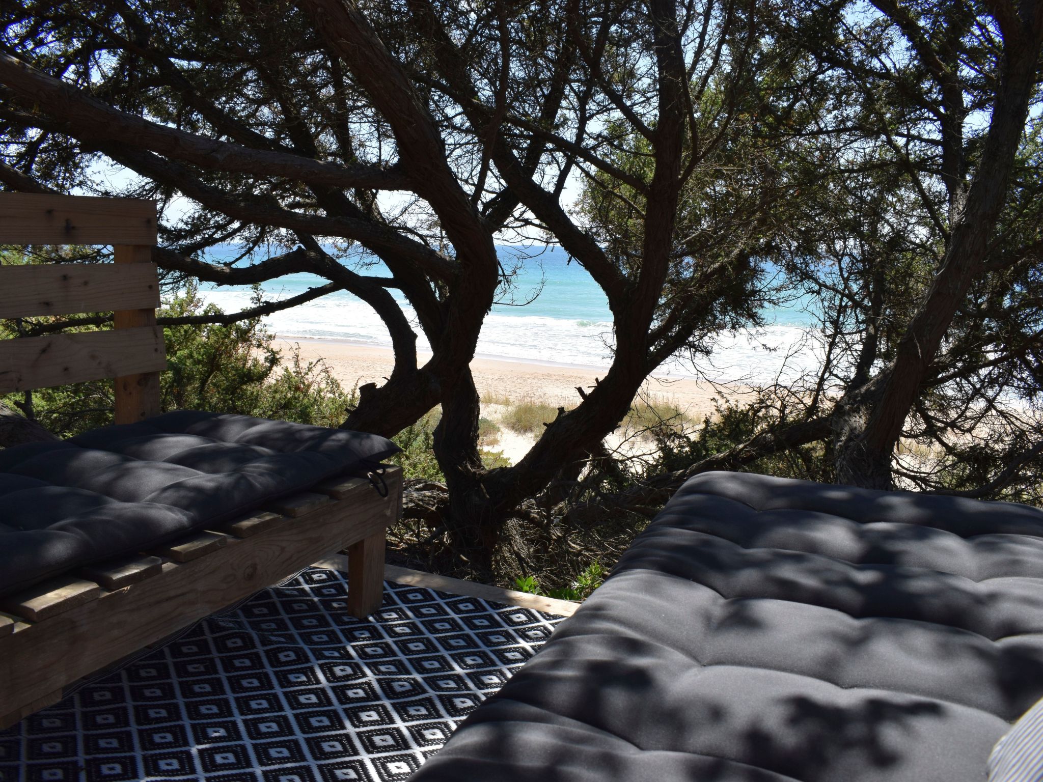 Villa "Casa Roche" mit Blick auf das Wasser-Image-tags.info