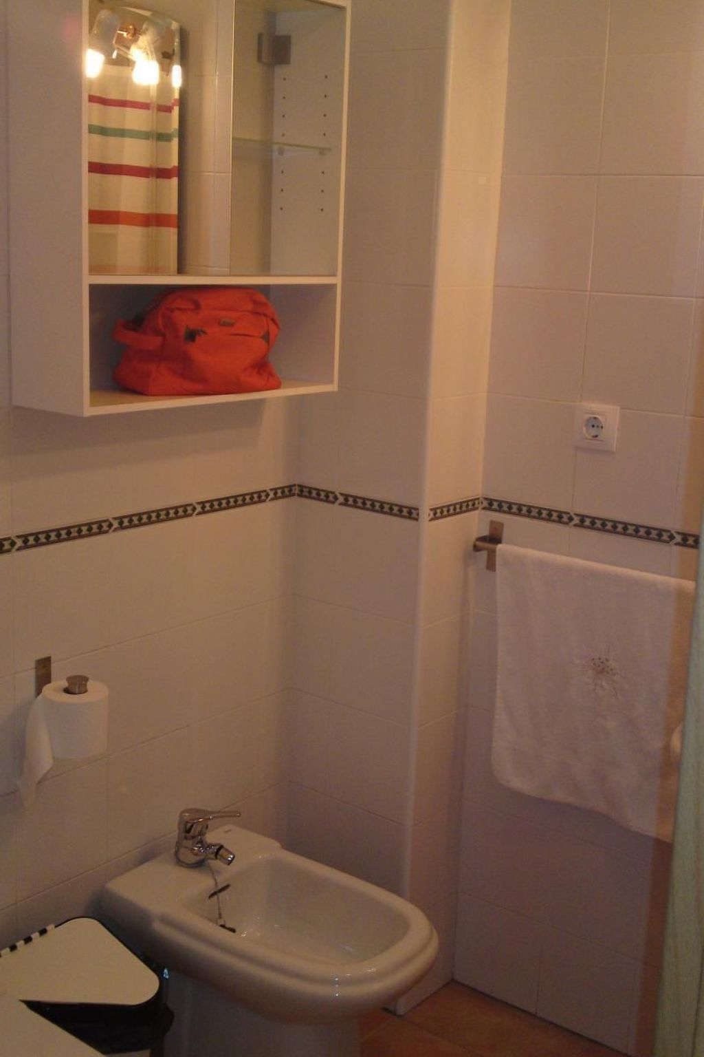 Helle und geräumige Wohnung in Conil-Drinnen