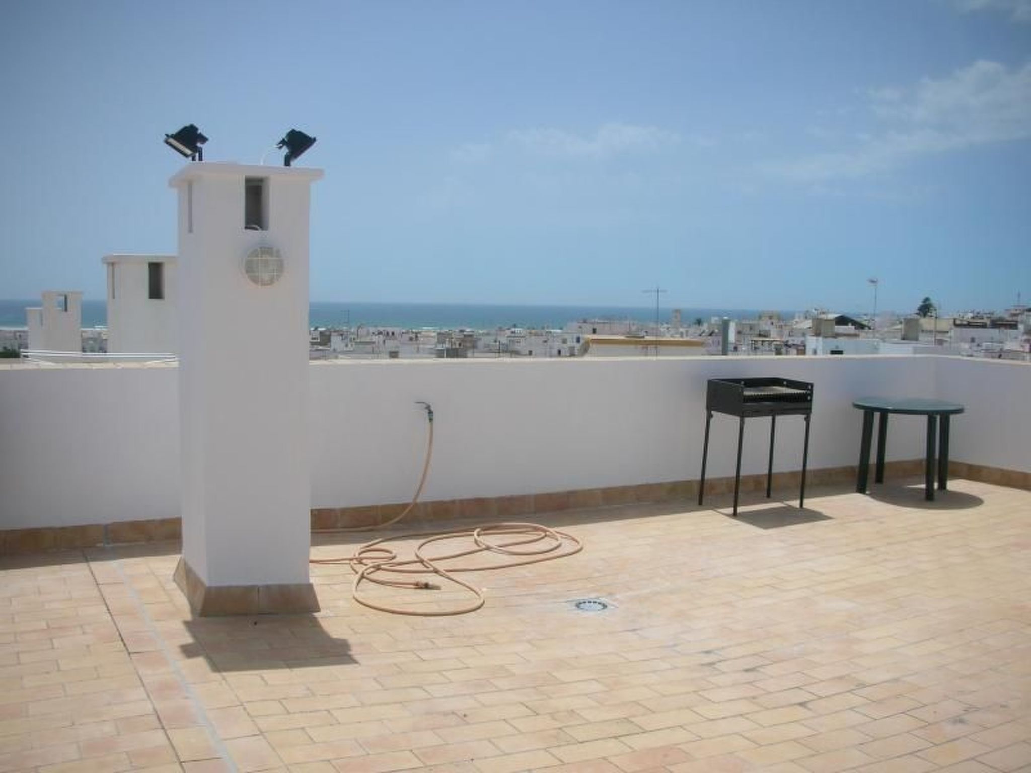 Helle und geräumige Wohnung in Conil-Drinnen