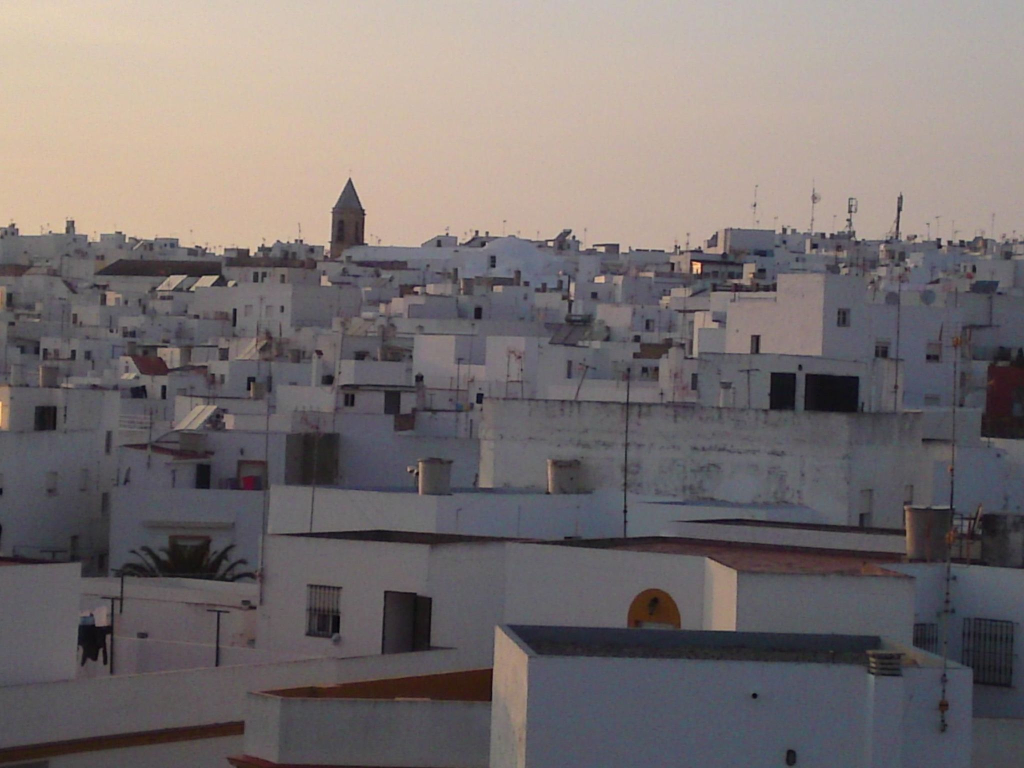 Helle und geräumige Wohnung in Conil-Drinnen