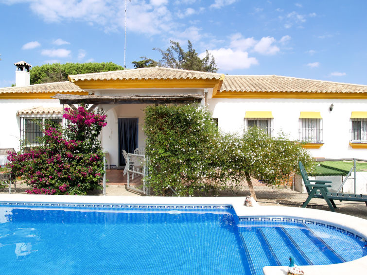 Search and Stay destination Chiclana de la Frontera, AN - Spain from AU$ 279. Hanna (CHZ300)