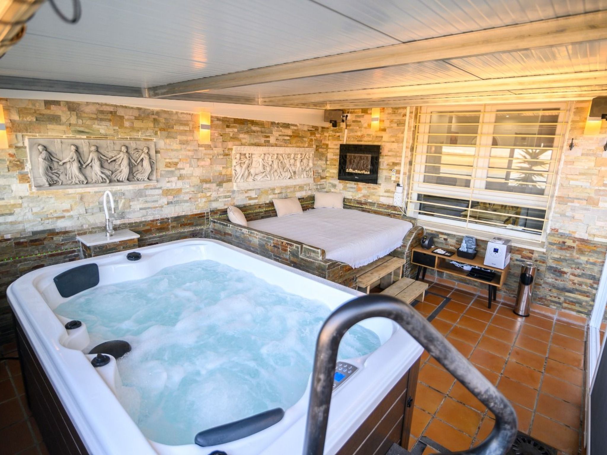 Oceanum Spa Deluxe Apartment mit Jacuzzi und Sauna-Drinnen