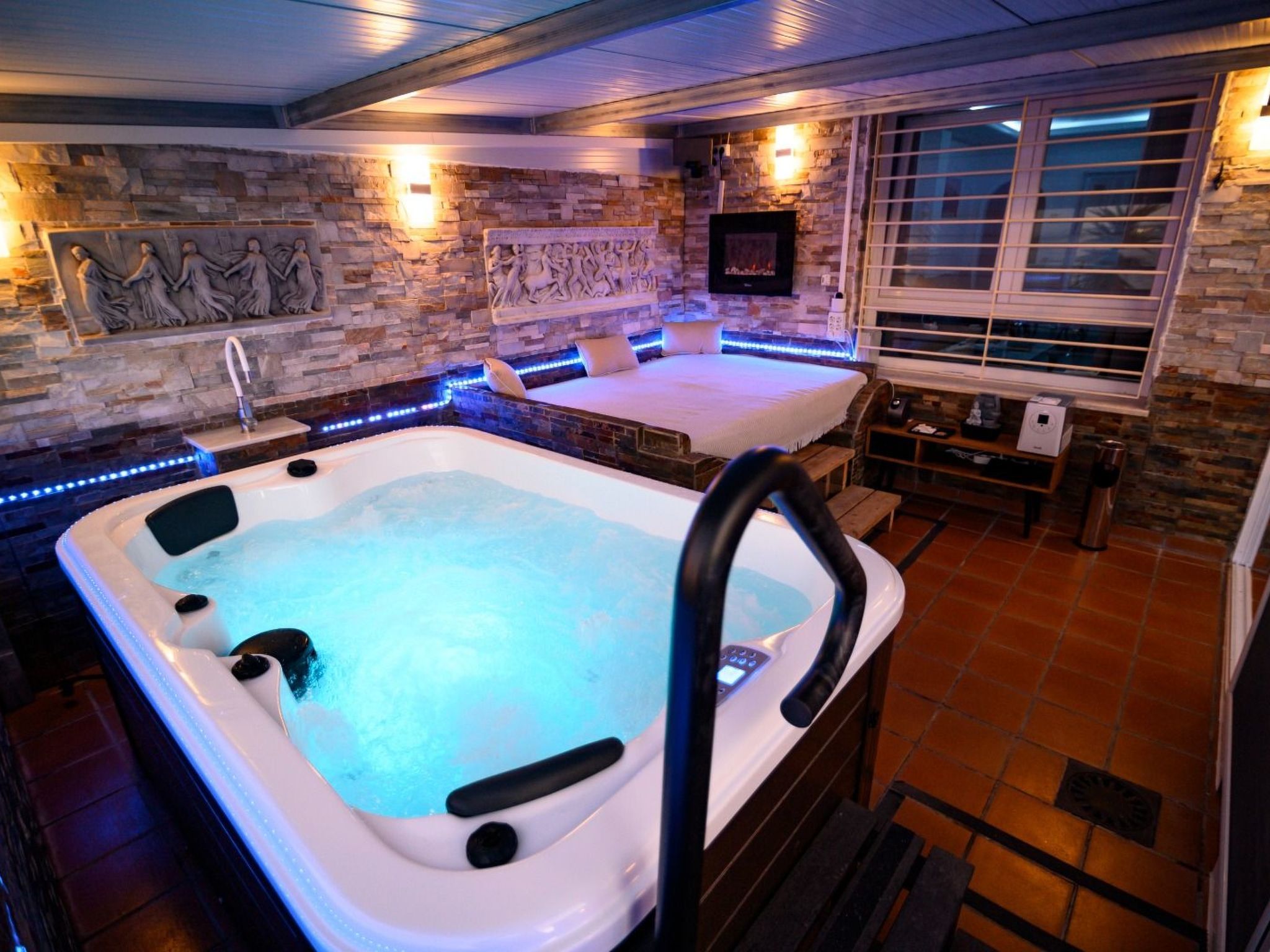 Oceanum Spa Deluxe Apartment mit Jacuzzi und Sauna-Drinnen