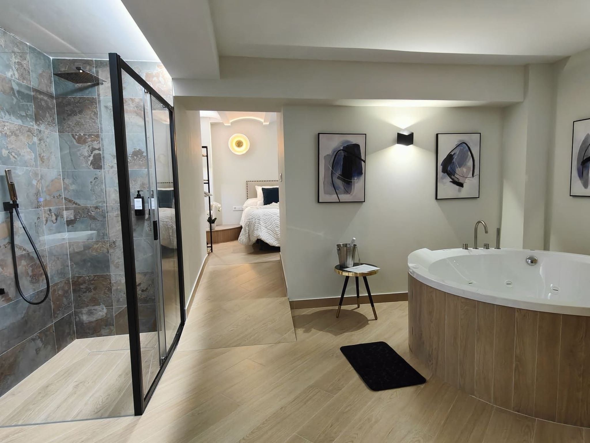 'Leather Loft Rural'