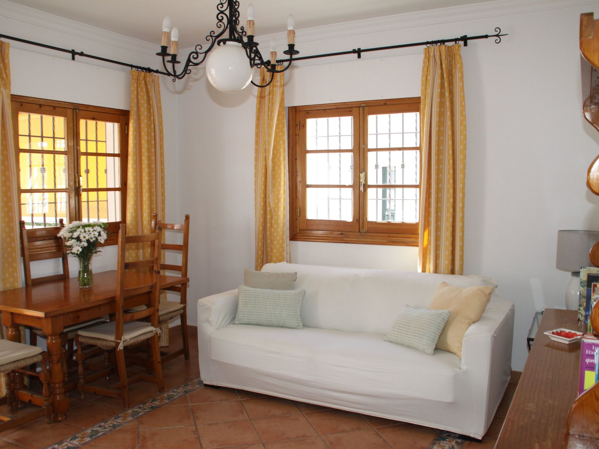 Touristenwohnung "Apartment" mit Terrasse-Binnen