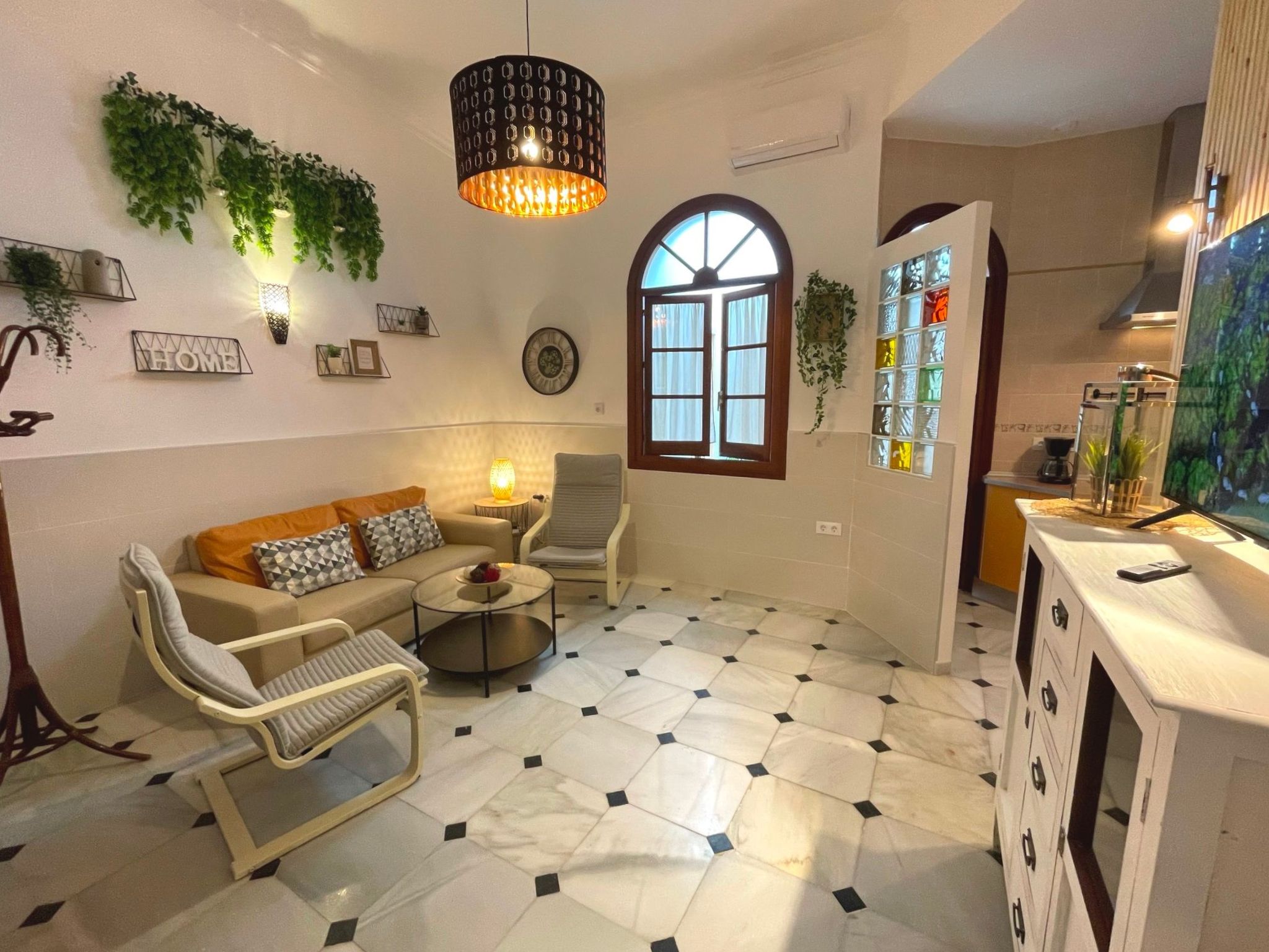 Wohnung "Casa Charo" mit Privatparkplatz