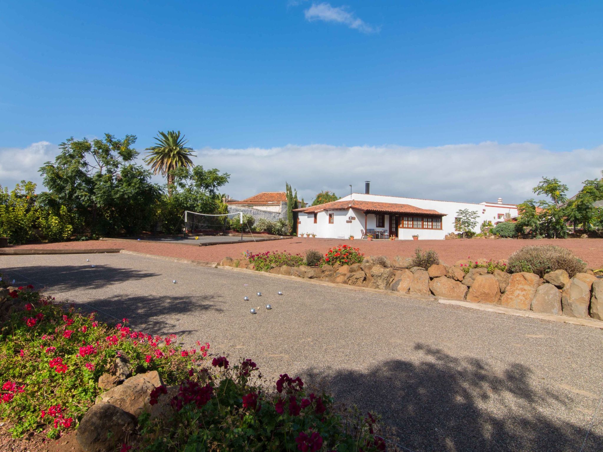 Familienfinca auf dem Lande mit Schwimmbad-Image-tags.info